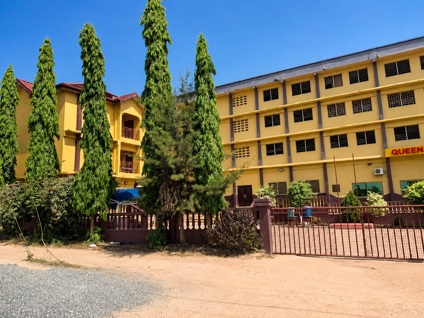 Campus grounds and gardens